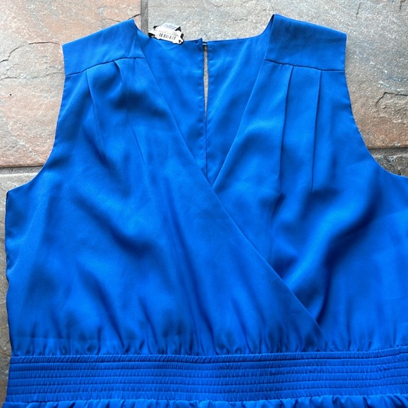 Woman’s Beautiful Bebe royal blue Romper - Picture 5 of 9